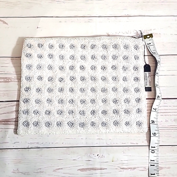 Charming Charlie RSVP Boho Beaded Clutch - NWT - Picture 8 of 10